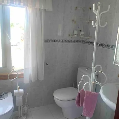 Piso Primera Linea Playa Mino/la Coruna Apartment Mino