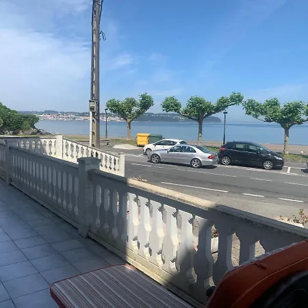 Appartement Piso Primera Linea Playa Mino/la Coruna Mino